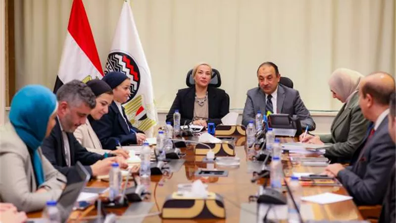 شراكة استراتيجية بين البيئة وقطاع الأعمال لتعزيز السياحة البيئية