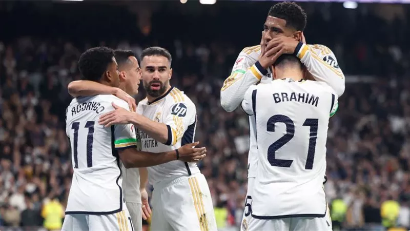 نجم ريال مدريد يرفض عرضا مغريا من مانشستر سيتي