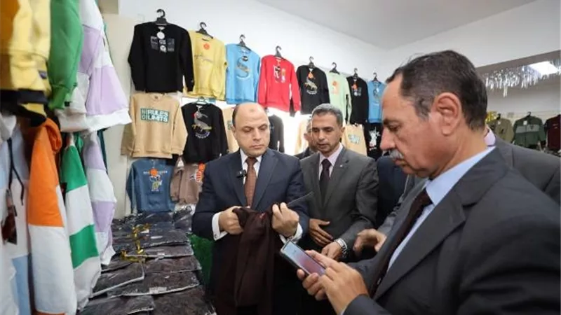 محافظ كفرالشيخ يفتتح معرض “شتاء دافئ بإحدى المدارس ببلطيم