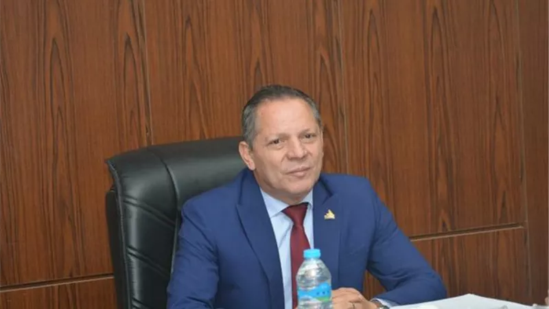 تأشيرات حج للعاملين بجامعة دمياط