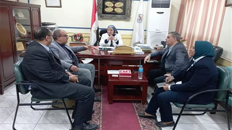 الهواري تستقبل مسؤول الأزمات والكوارث بوزارة التعليم