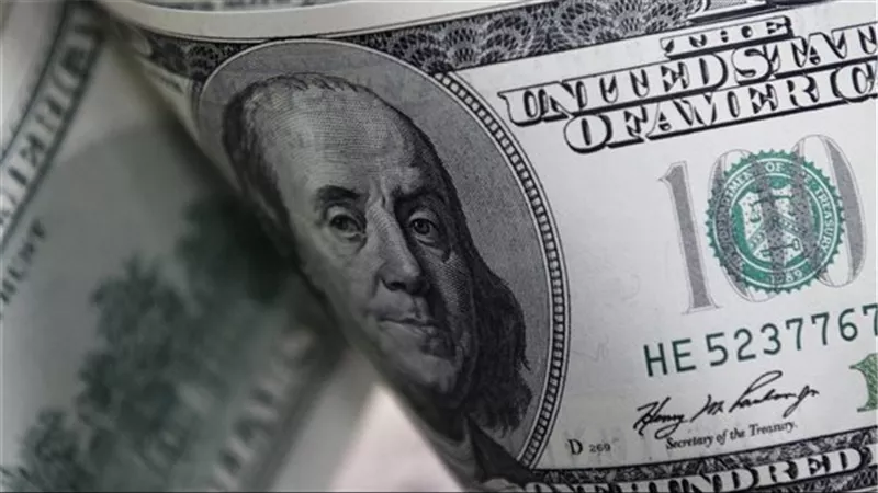 ارتفاع قياسى جديد لأسعار الدولار فى إيران وسط تقلبات في السوق
