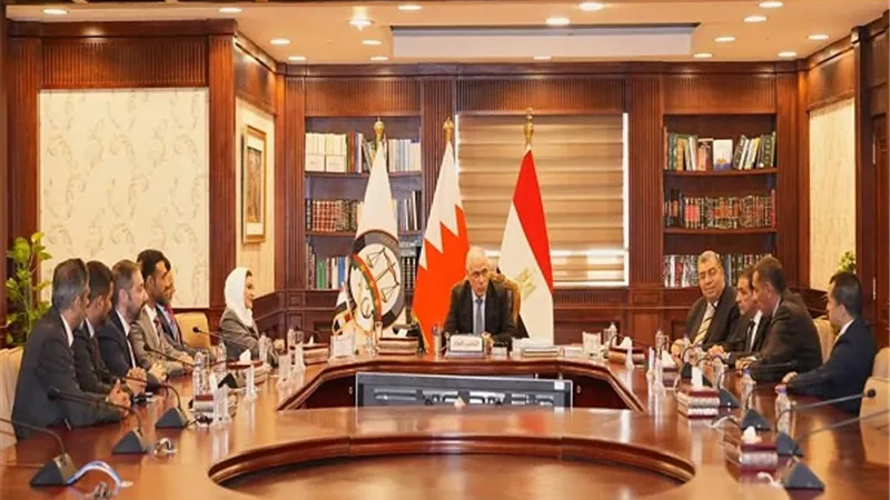 النائب العام يلتقي مدير معهد الدراسات الجنائية القطري