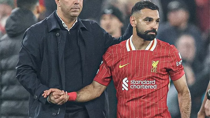 تيم شيروود: محمد صلاح مع سلوت ابتعد عن أنانيته في فترة كلوب