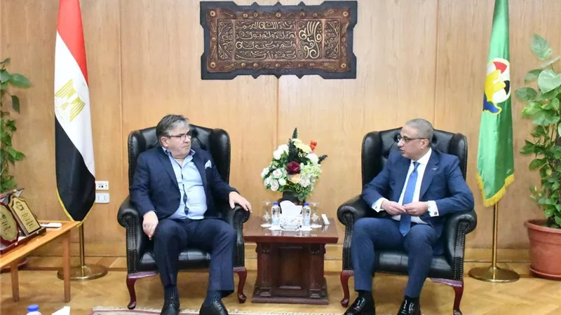 محافظ الفيوم يستقبل سفير البوسنة والهرسك لبحث سبل التعاون المشترك