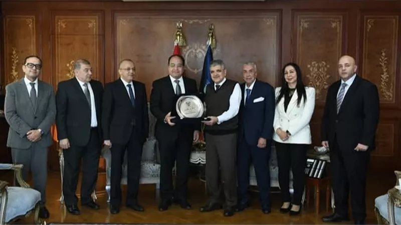 رئيس هيئة قناة السويس يستقبل مجلس إدارة غرفة ملاحة بورسعيد