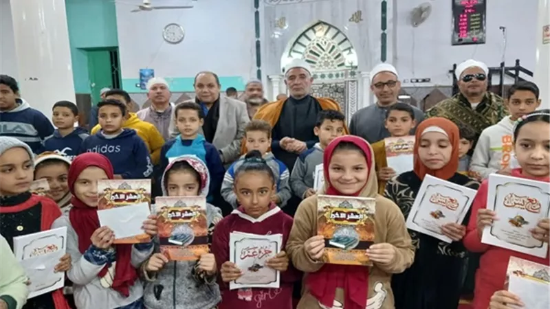 أوقاف المنيا توزع جوائزعلى المتميزين في حفظ القرآن