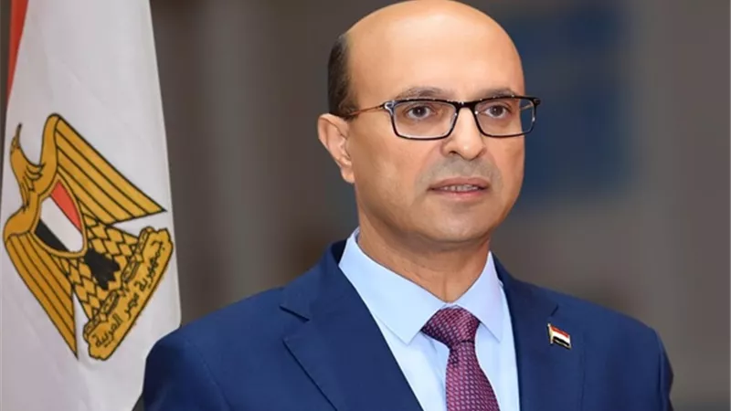 الدكتورأحمد إكرام نائباً لمدير مستشفي الإصابات والطوارئ الجامعي
