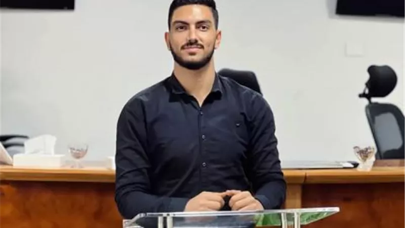 طه و علياء يفوزان بلقب الطالب والطالبة المثاليين بجامعة سوهاج