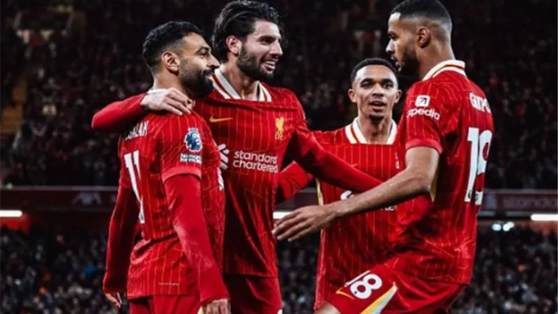 ترتيب ليفربول و ليستر سيتي في الدوري الإنجليزي