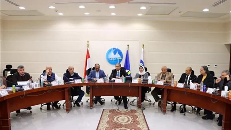 محافظ دمياط ونائب وزير الإسكان يتابعان مشروعات قطاع 