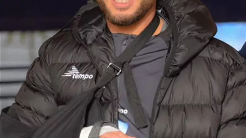 إصابة محمد جابر لاعب غزل المحلة بكسر مضاعف فى اصبع يده اليمنى