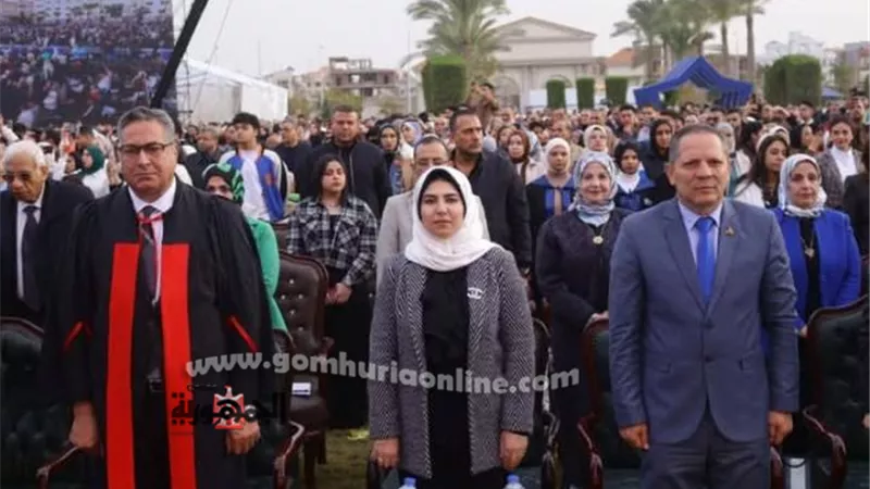 جامعة حورس تحتفل بتخريج دفعة جديدة وتكرم محافظ دمياط ونائبته