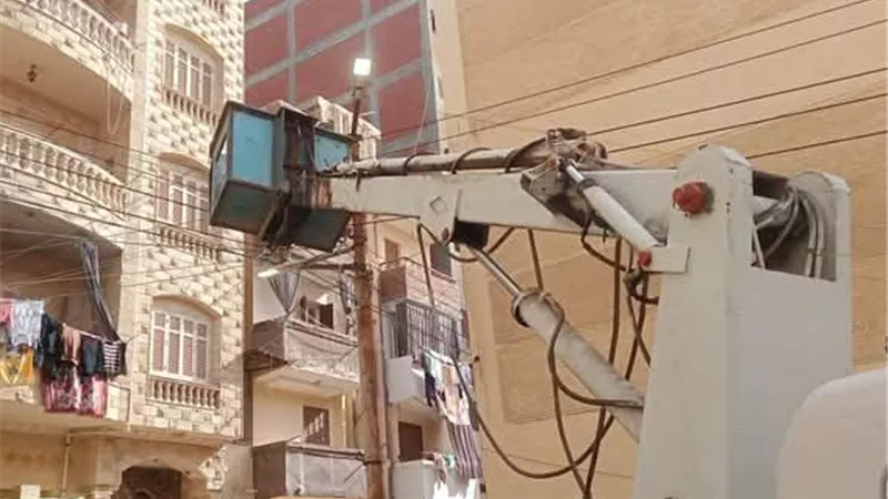 رفع كفاءة وصيانه الانارة العامة فى الشوارع وحول الكنائس بدسوق