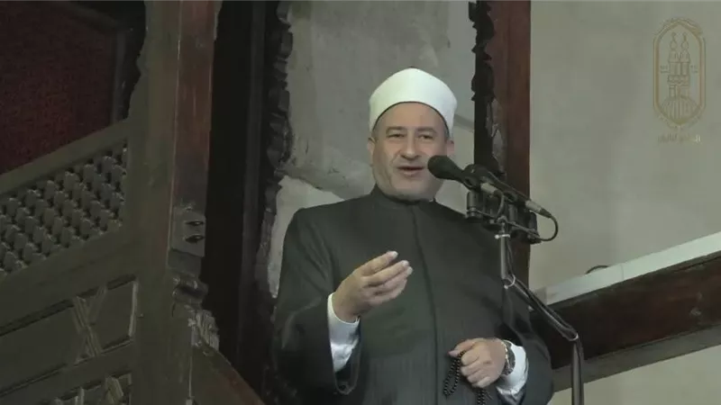 خطيب الجامع الأزهر:على كل مسلم أن يقف مع نفسه ماذا قدم لربه ووطنه