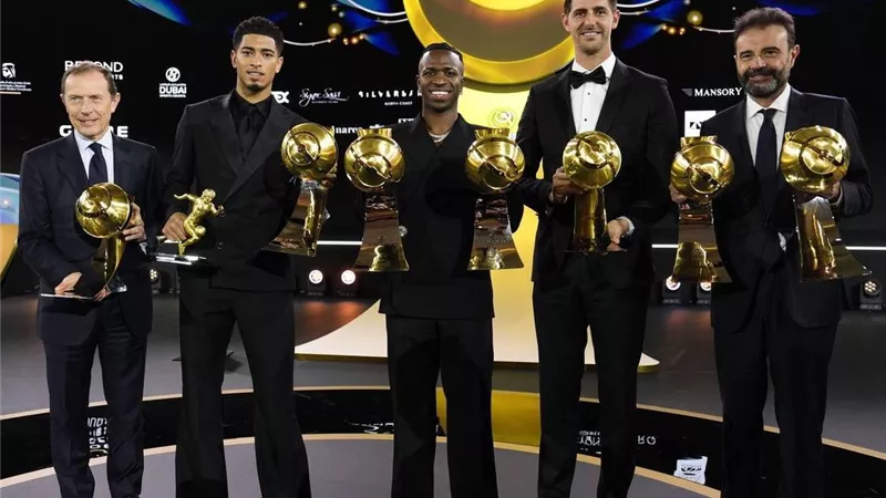 ريال مدريد يسيطر على جوائز حفل جلوب سوكر