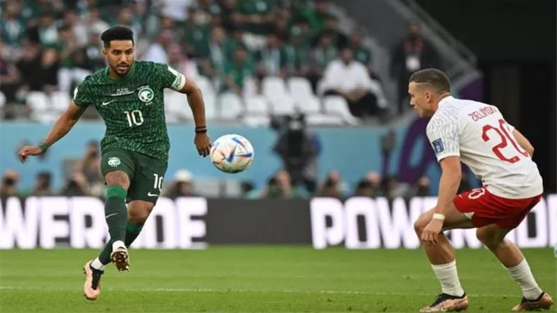 سالم الدوسري في الهجوم.. تشكيل السعودية أمام العراق