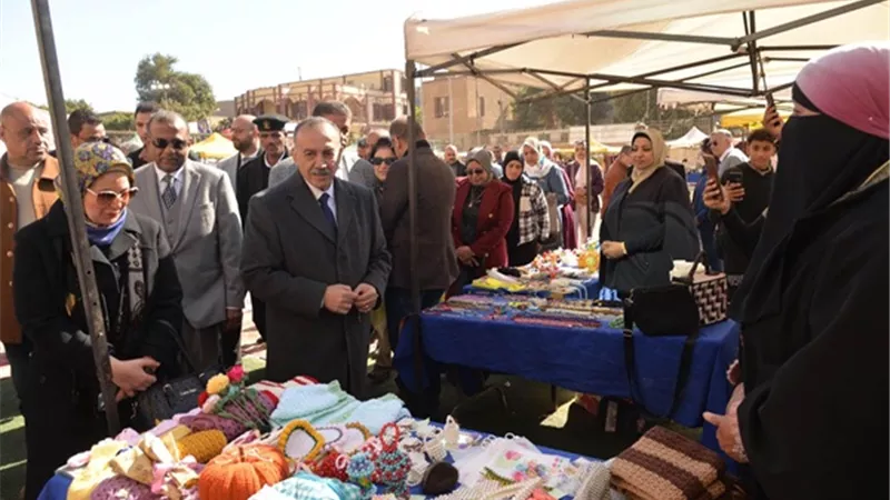 محافظ أسيوط يفتتح سوق اليوم الواحد بمشاركة 15عارضا للسلع الغذائية