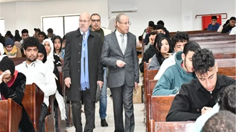 انطلاق امتحانات جامعة قناة السويس للفصل الدراسي الأول