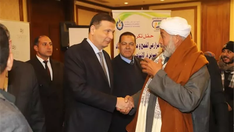 وزير الزراعة يوجه بحملة قومية لمكافحة الحشائش على نفقة الوزارة