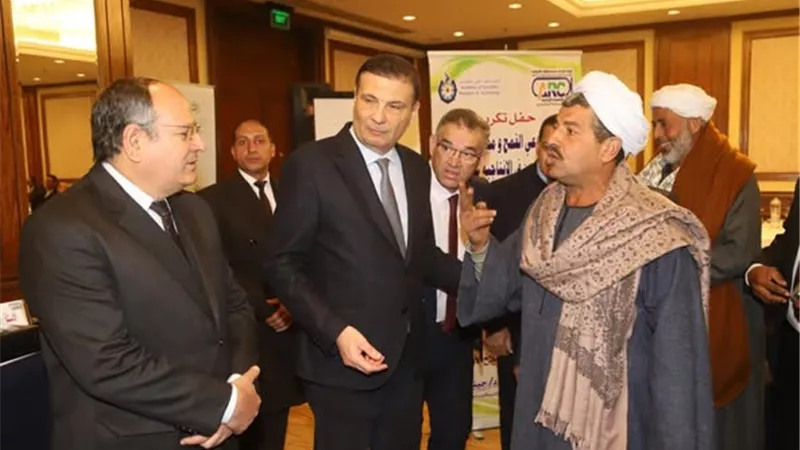 فاروق: كل الإمكانيات في خدمة المزراعين لأنهم عصب الأمن الغذائي