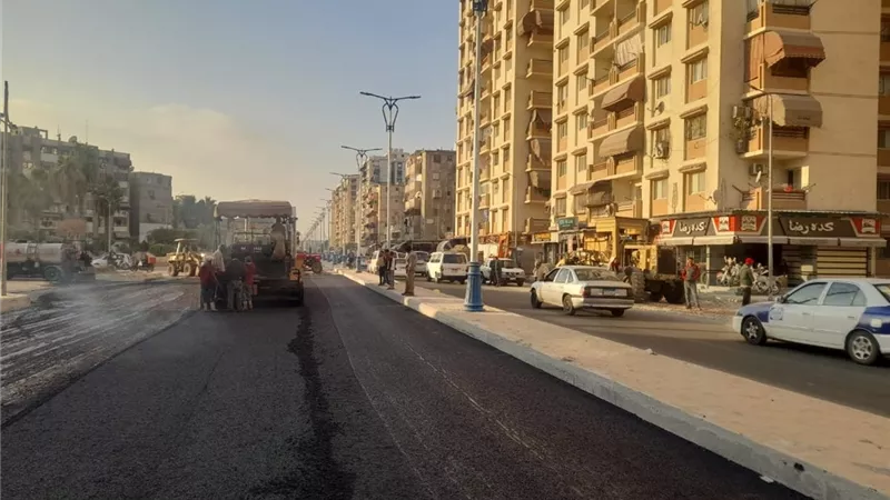 محافظ بورسعيد: استمرار أعمال التطوير بطريق العبور الرئيسى