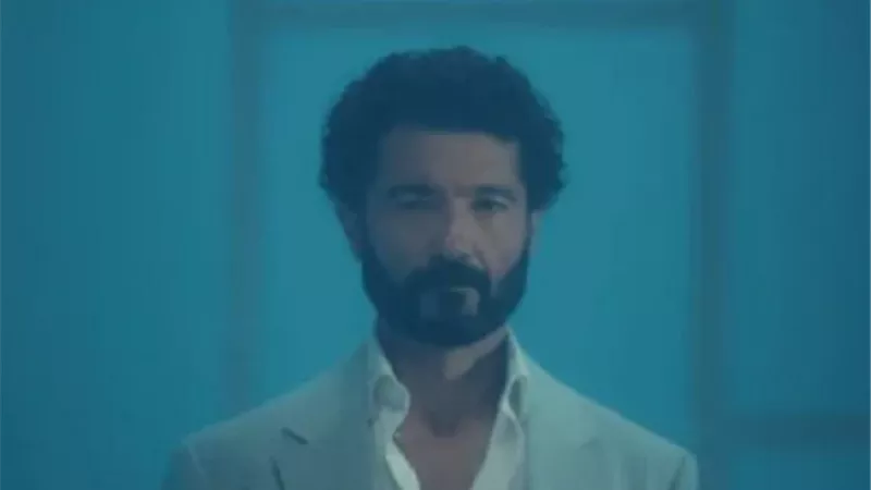 بداية حزينة.. خالد النبوى يفقد ابنه فى 