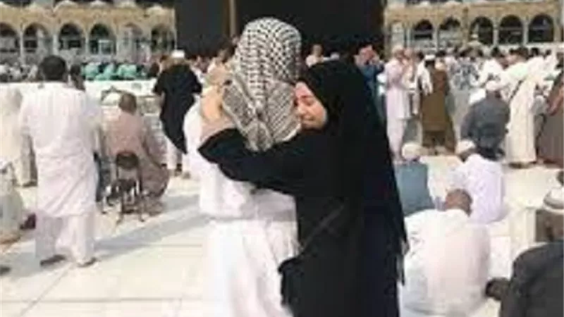حكم الصور التذكارية والفوتو سيشن اثناء اداء العُمرة