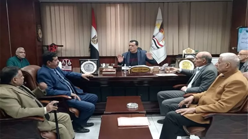 وكيل تعليم سوهاج يوجه بتفعيل الوحدة المنتجة بالمدارس