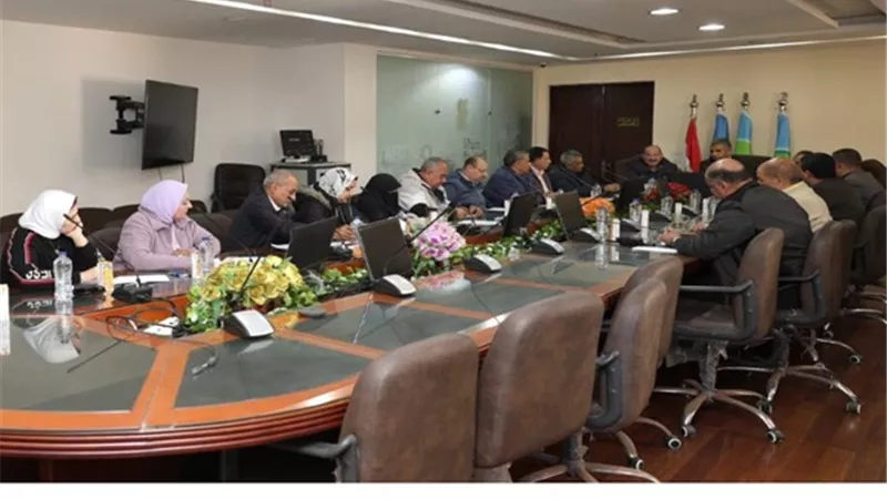 آليات جديدة لمتابعة مشروعات الصرف الصحى بالاسكندرية