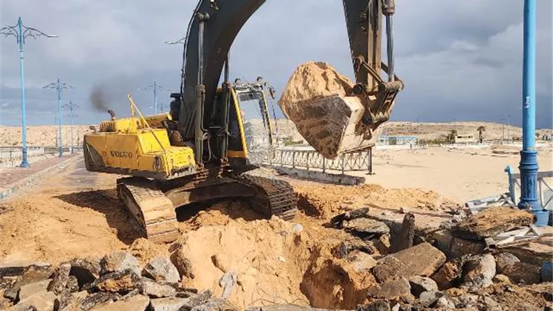 بدء تنفيذ اعمال إحلال وتجديد كوبري روميل بمرسى مطروح