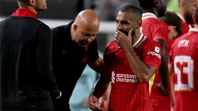 سلوت: بالأرقام.. لا يوجد لاعب حاليًا أفضل من محمد صلاح