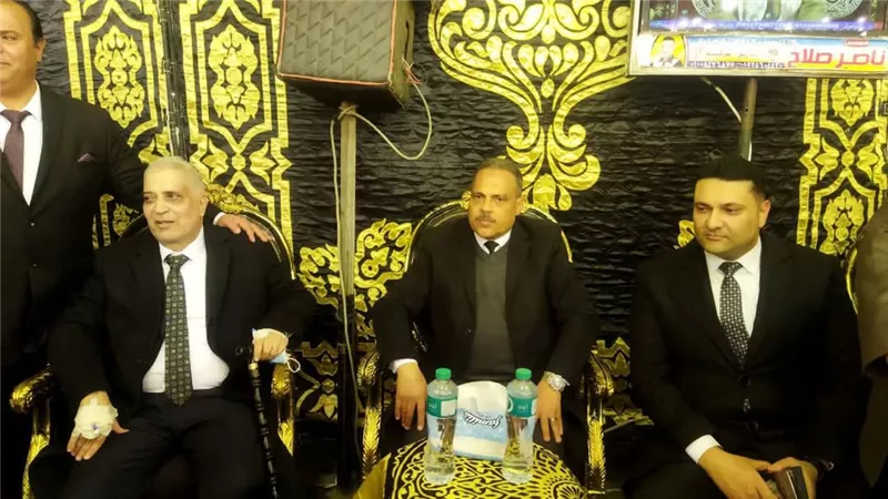 محافظ الشرقية يعزى في وفاة والدةنائب رئيس النيابة الادارية
