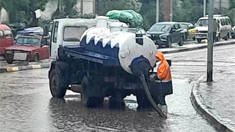 الملاحة بميناء الاسكندرية والدخيلة بتعليمات الامان ومراقبة البحر