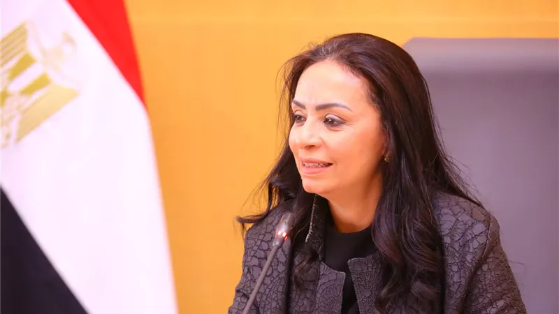 مايا مرسي تستعرض تقريرًا عن جهود 