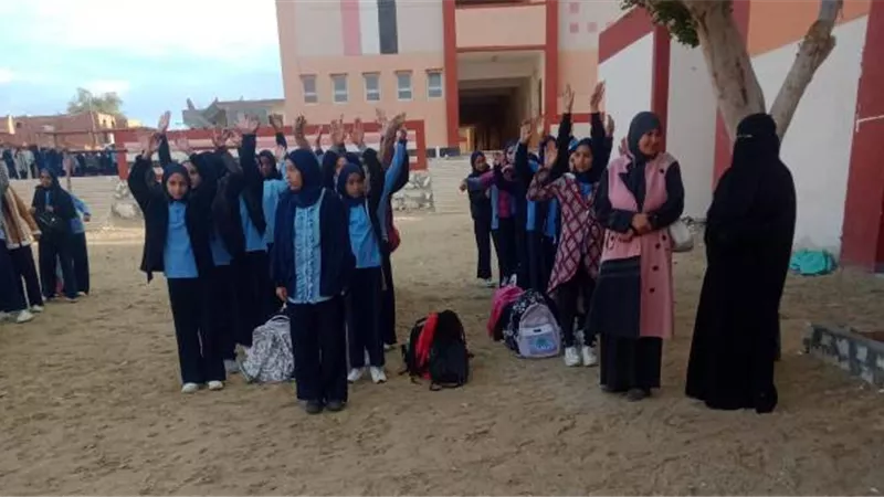 رغم الامطار انتظام تلاميذ البحيرة وغرف عمليات للتعامل