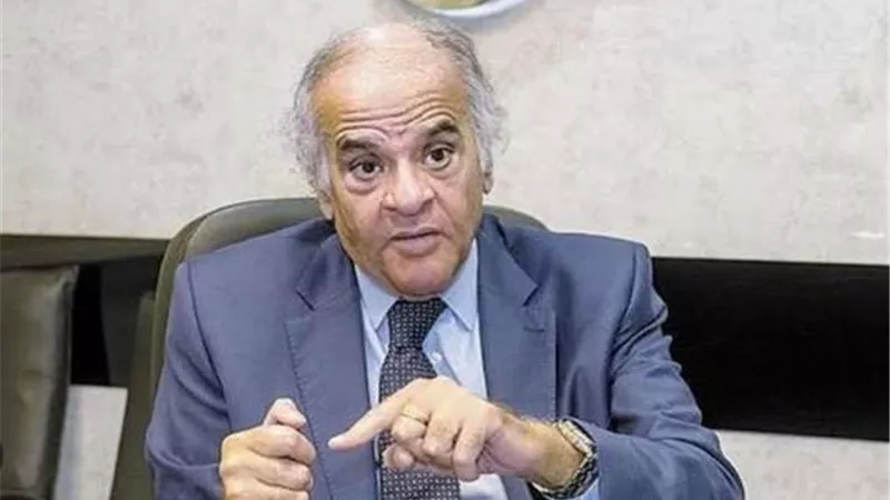 ممدوح عباس يثير الجدل داخل الزمالك برسالة جديدة