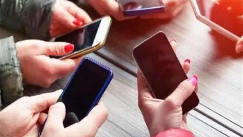 مهلة 3 أشهر.. سجل هاتفك المستورد بسهولة عبر تطبيق 