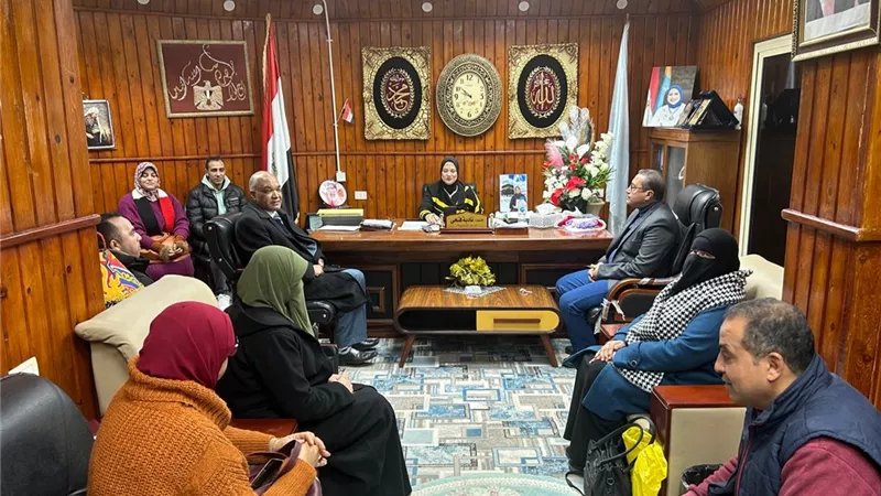 وكيل وزارة تعليم مطروح تجتمع مع هيئة توجيه الصحافة المدرسية