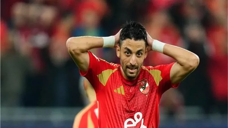 طبيب الأهلي يكشف مدة غياب طاهر محمد طاهر
