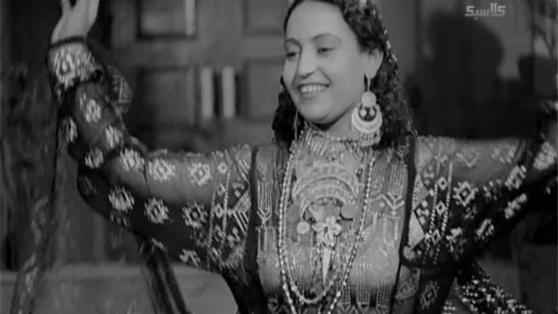 صفية حلمي.. وريثة بديعة مصابني