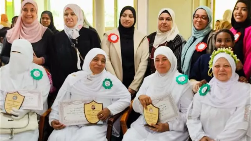 حفلا لتكريم 11 سيدة من خاتمات القران الكريم باسوان