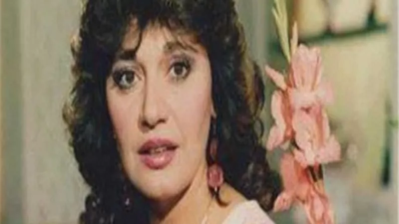 عادل الأعصر: مديحة كامل اعتزلت التمثيل فى فيلم 