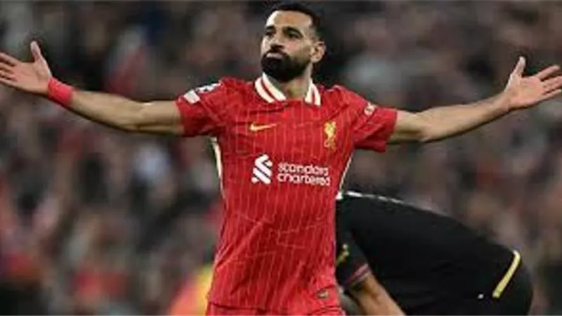 محمد صلاح يطارد 3 أرقام قياسية في مواجهة مانشستر يونايتد غدا