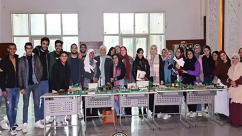 طلاب الفنون التطبيقية حلوان يبتكرون حلولًا ذكية للأثاث الخارجي