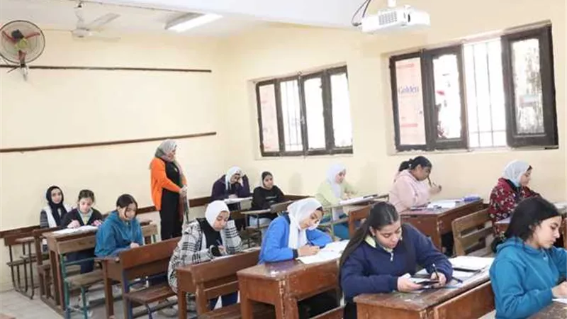 تعليم كفر الشيخ: بدء امتحانات النقل للترم الأول بعدد من المدارس