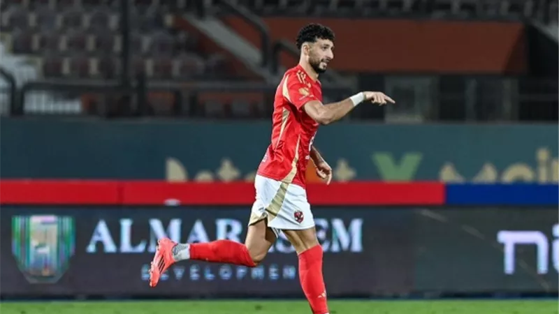 التشكيل الرسمي.. وسام أبو على يقود هجوم الأهلي أمام شباب بلوزداد