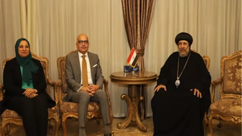رئيس جامعة عين شمس يهنئ الأخوة الأقباط بعيد الميلاد المجيد