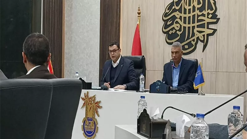 وزيرالاسكان : نعتذر لأهالى أسوان عن انقطاع المياه الفترة الماضية