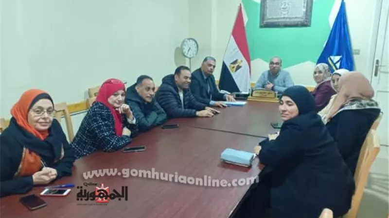 وكيل صحة دمياط يتابع تجهيزات مستشفى رأس البر المركزى